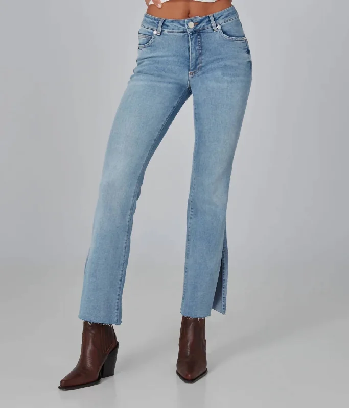 Billie High Rise Bootcut Jeans In Dusty Sky